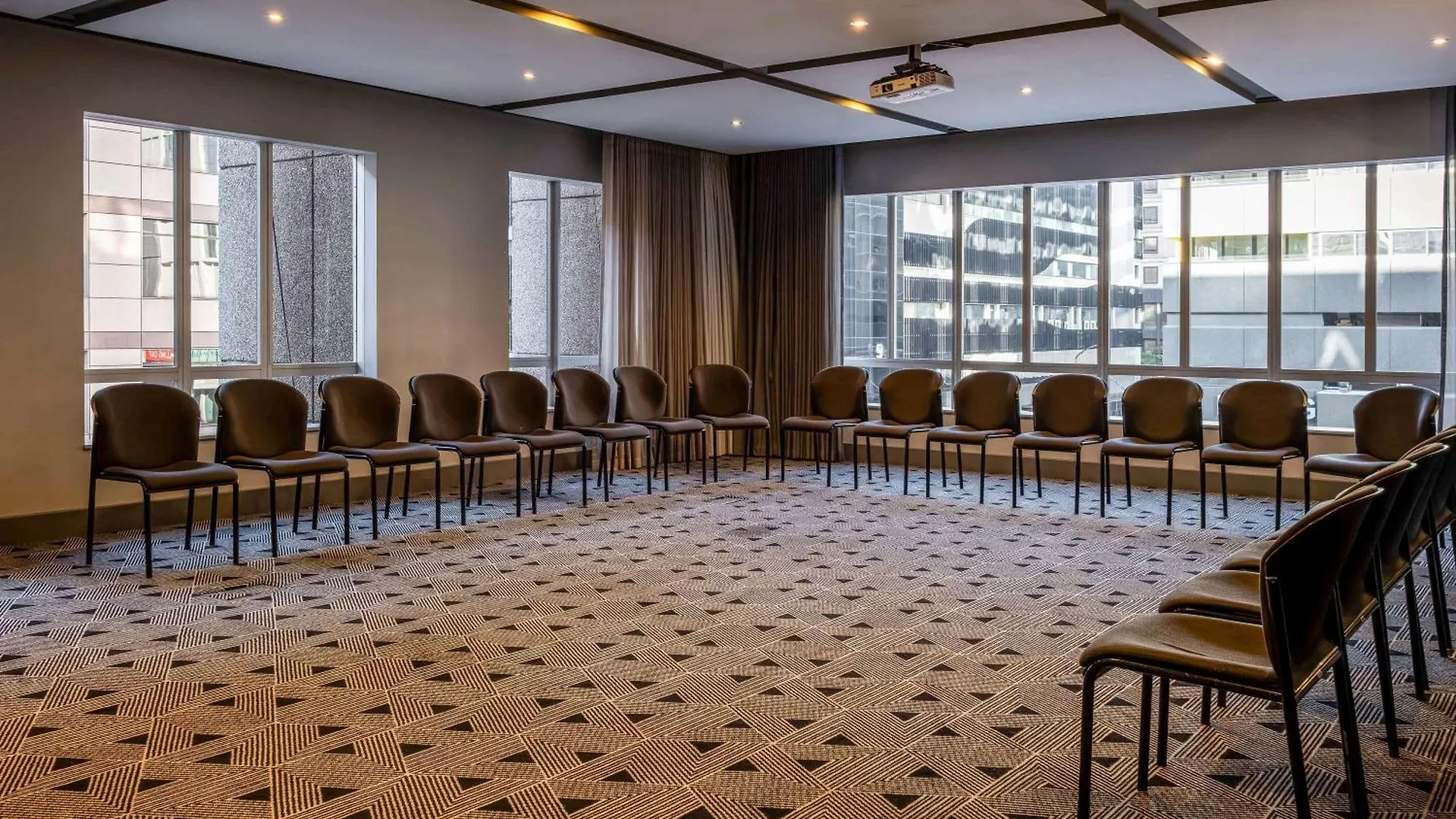 Pullman Cape Town City Centre Hotel